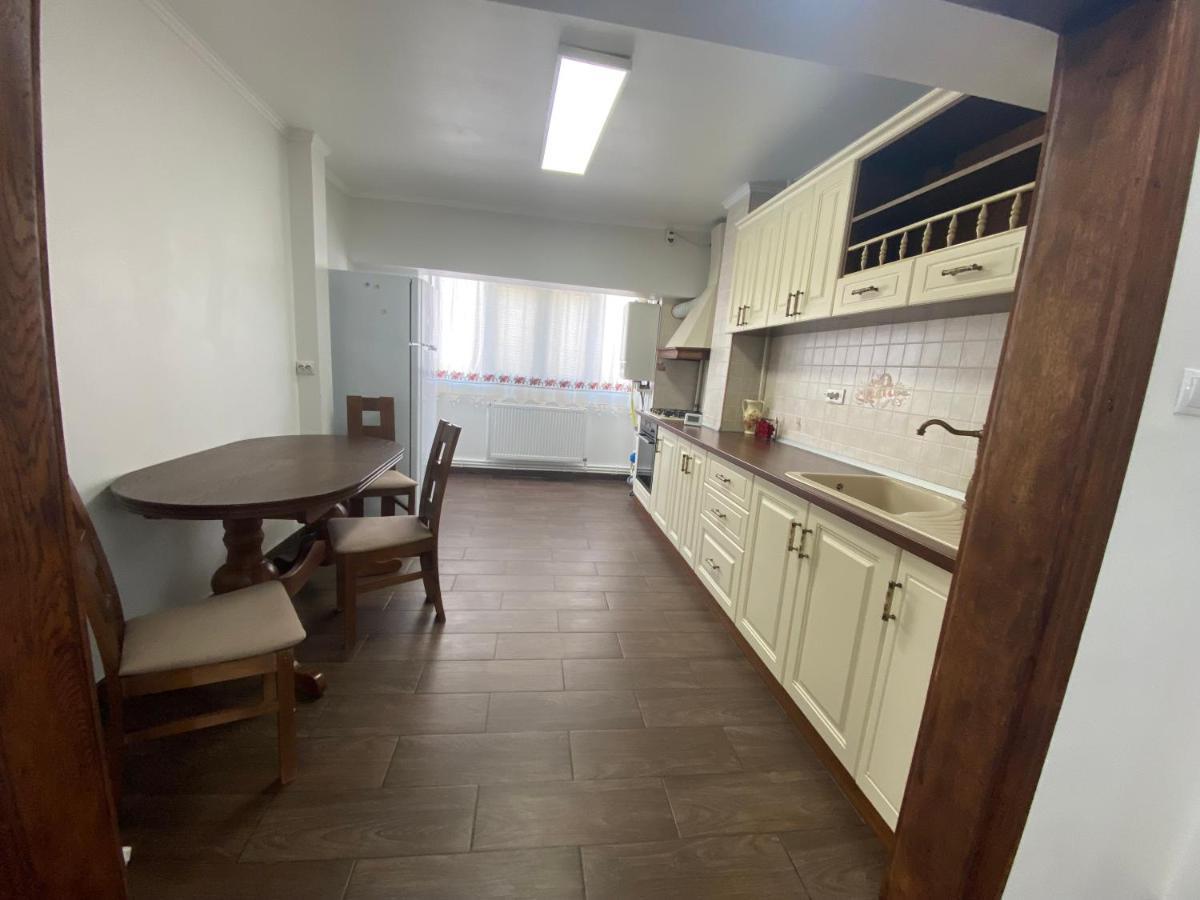 Violetta Apartament บูเซา ภายนอก รูปภาพ